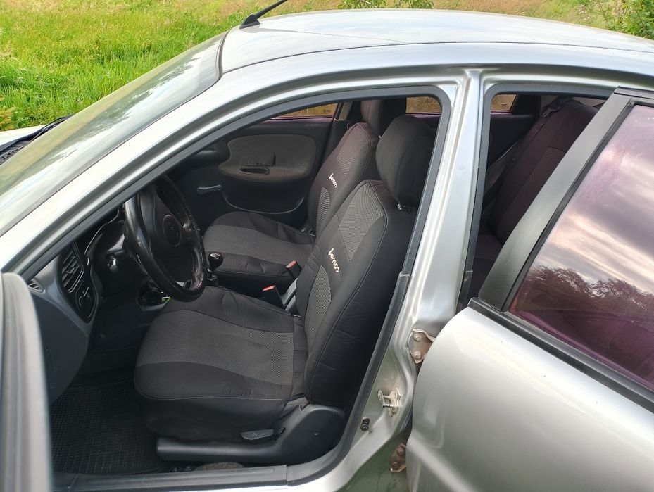 Продається автомобіль  Део Ланос