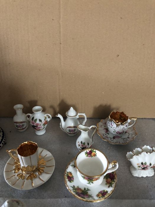 Peças porcelana Porart, AG. Royal…