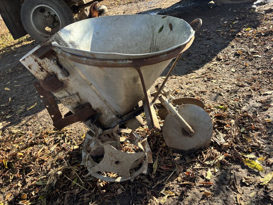 Картоплесаджалка для мотоблока / мототрактора