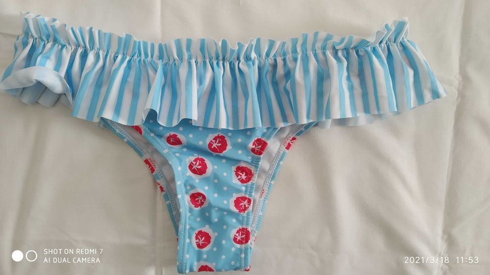 Bikini NOVO ( com etiqueta de proteção) AMOROSO