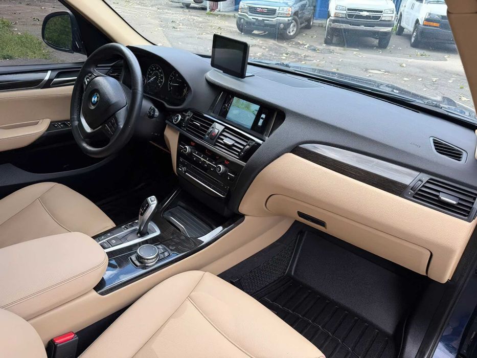 BMW X3      2016