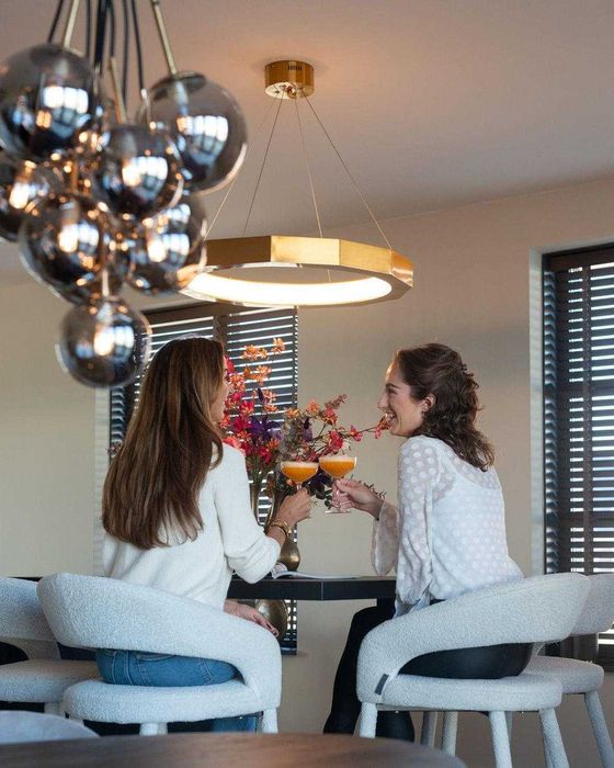 Hoker marki Richmond Interiors - GIA - czarny
