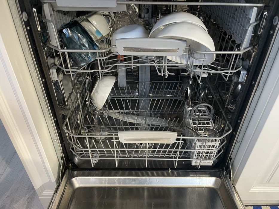 Zmywarka do zabudowy Hotpoint Ariston