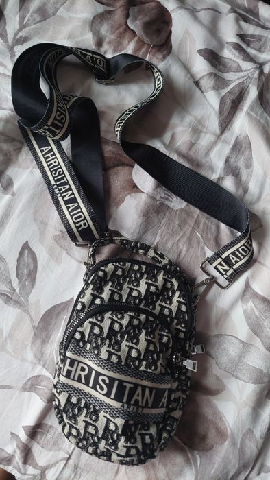 nerka torebka listonoszka monogram mała wzór