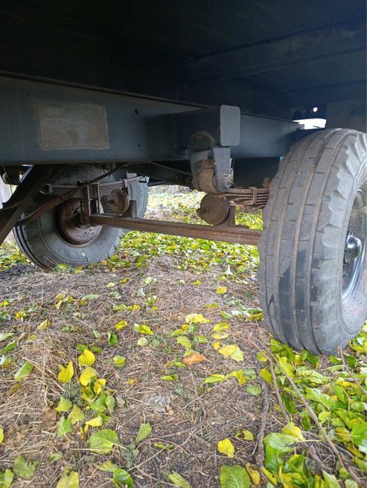 Продам прицеп 2 ПТС4 на тягах