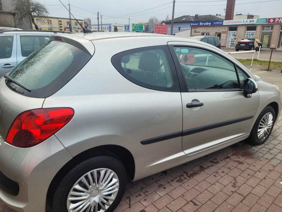 Sprzedam Peugeot 207 1.6Hdi