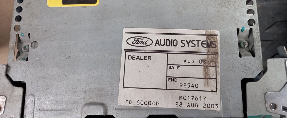 Автомобільна магнітола до Caddy, Ford  транзит оригігал б/в