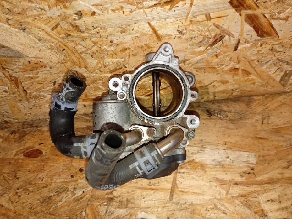 Przepustnica VW 1.6 TDI 04L 128 059 K
