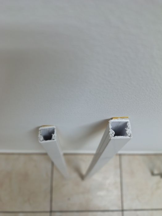 Listwy maskujące na kable