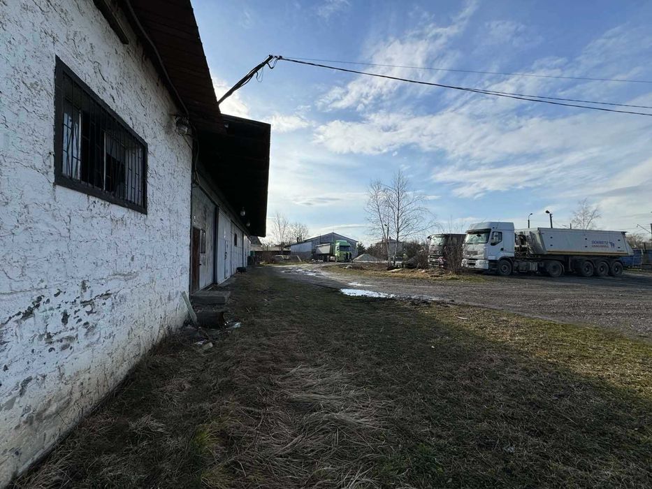 Продаж комерційного комплексу приміщень + земля 60 сотих, м. Дрогобич!