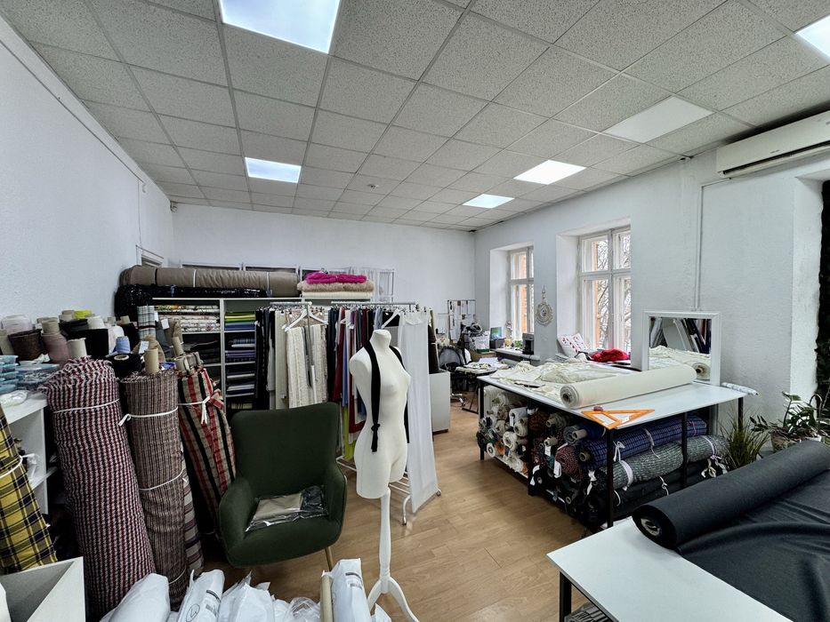 Сдам офисное помещение  с балконом Яворницкого Карла Маркса Гоголя ЕКБ