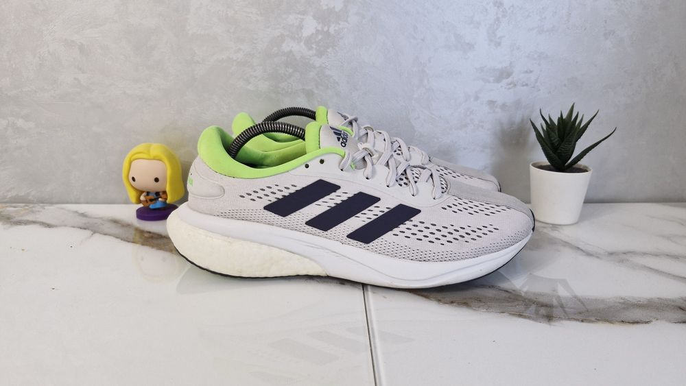 Бігові кросівки Adidas.Розмір 42.5