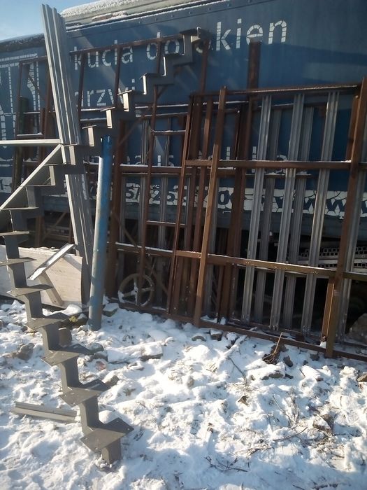 Stalowa konstrukcja schód, schody