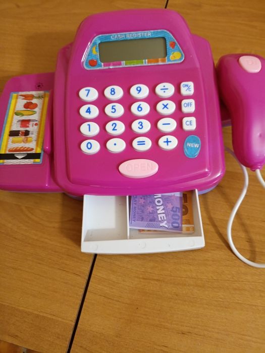 Продам кассовый аппарат.