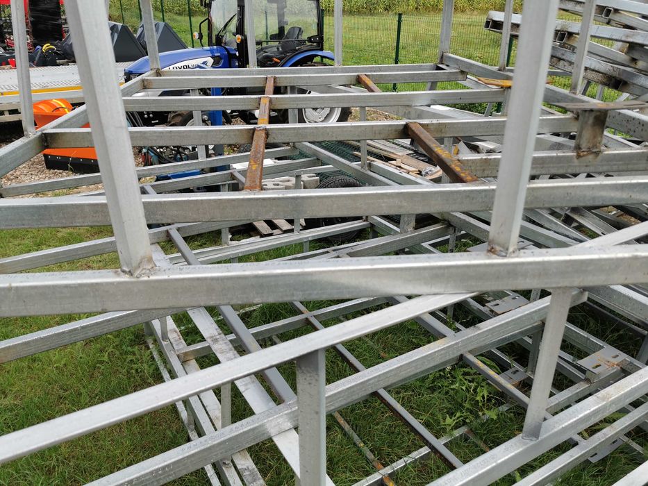 Złom użytkowy stal profile kątowniki ramki ocynkowany