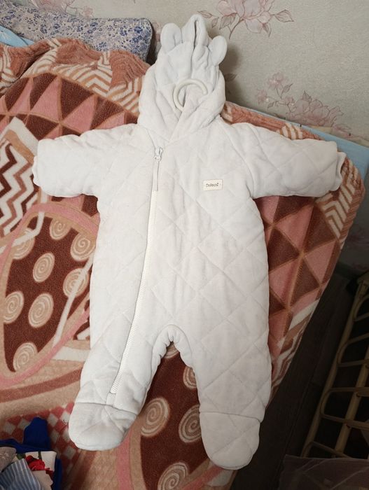 Продам дитячий комбінезон