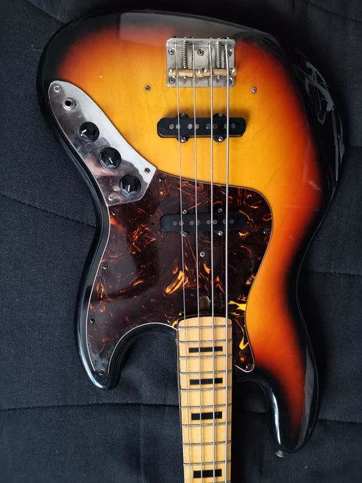 Gitara basowa Ibanez Jazz Bass