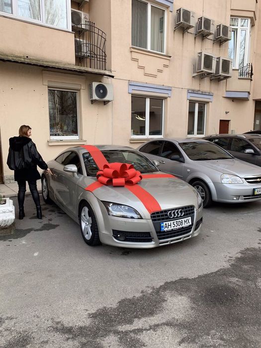 Бант на машину ,подарочный бант,большой бант