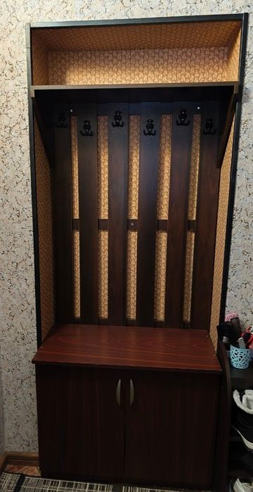 Прихожа в ваш передпокій.