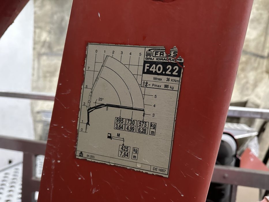 Кран маніпулятор fassi f40