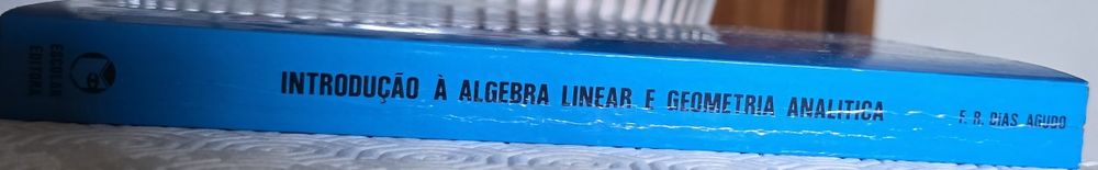 Introdução à Álgebra Linear e Geometria Analítica