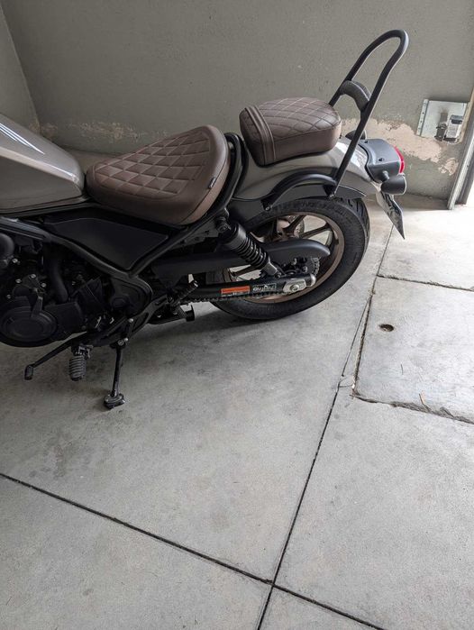 Moto Honda Rebel