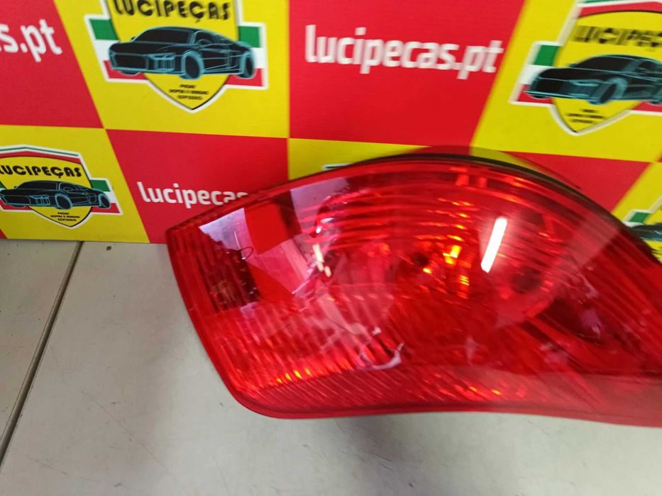 Farolim direito PEUGEOT 308 SW, de 2007 a 2014 l 141907