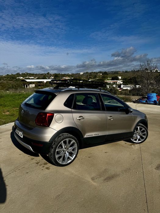 Cross Polo gasolina