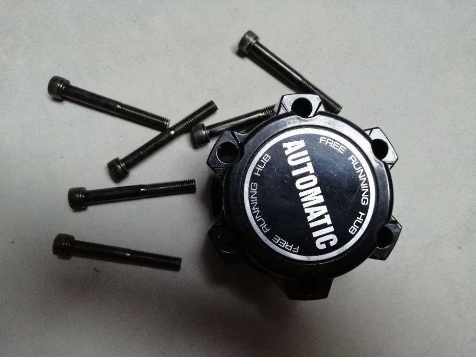 Cubos Cubo de tracção automático Nissan Navara D22