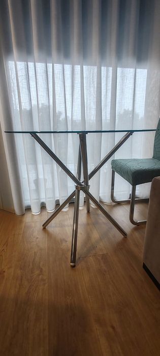 Mesa de sala em vidro temperado