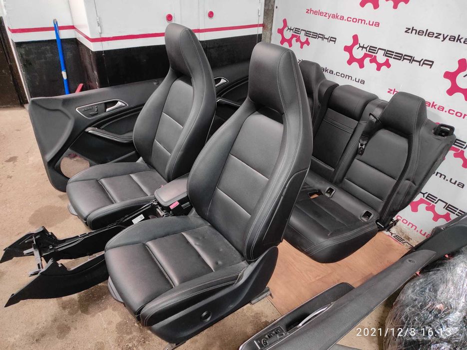 W117 Mercedes CLA 13-19 салон сиденья электро выдвижной подколенник