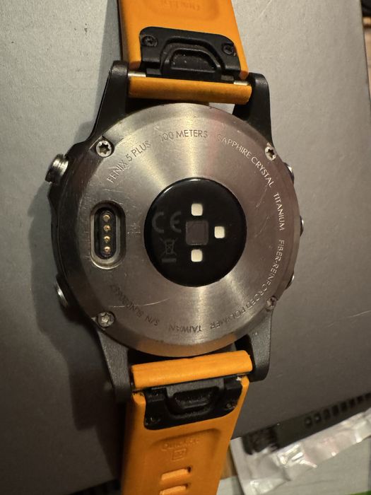 Garmin Fenix 5 plus sapphire titanium zestaw