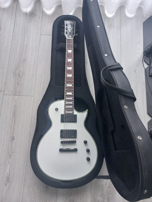 Harley Benton  SC Custom IIl Active + case