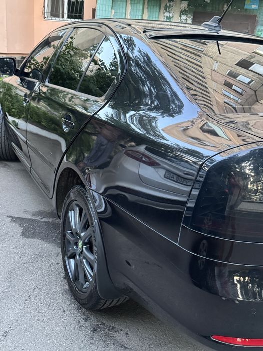 SKODA OCTAVIA A5 2011 VIN TMBBE41ZXBB153670 фото оголошення 4 з 13