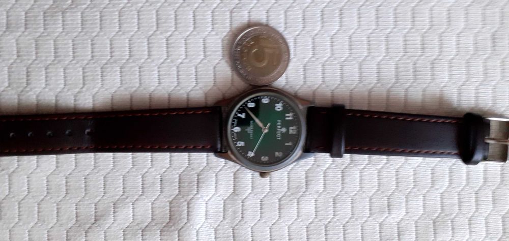 Zegarek firmy Perfekt