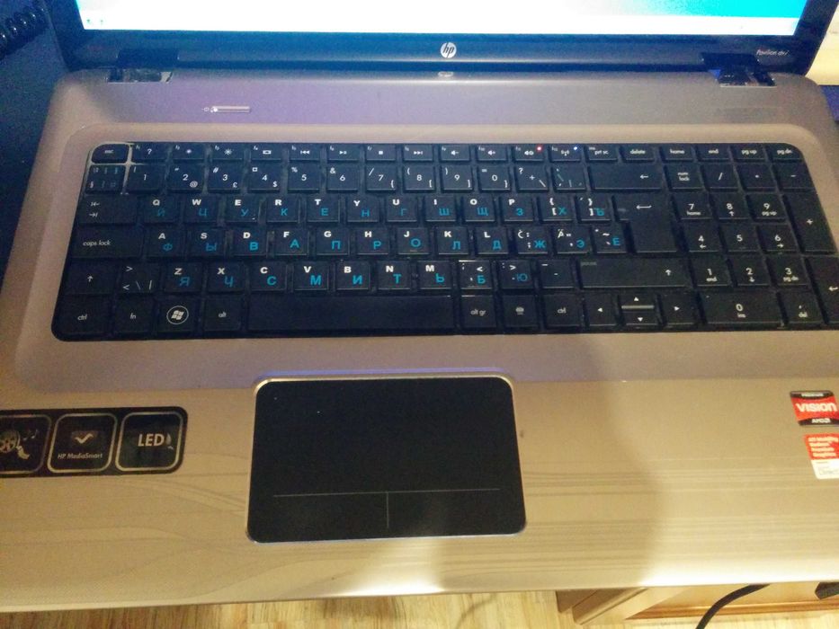 HP Pavilion dv7-4021so