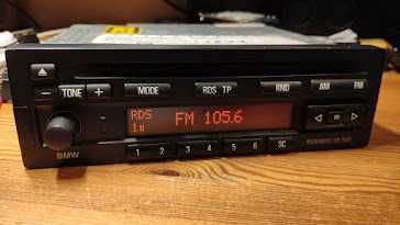 RADIO BMW Mercedes Bluetooth Pixele Line Out gałki naprawy E36 E34 E46