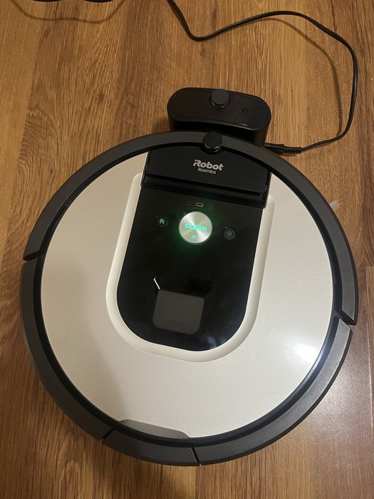 Робот -пилосос для сухого прибирання iRobot Roomba