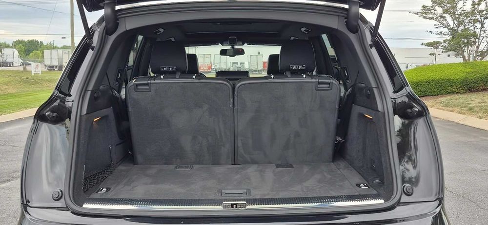 Audi Q7 quattro Sport S-line      2014