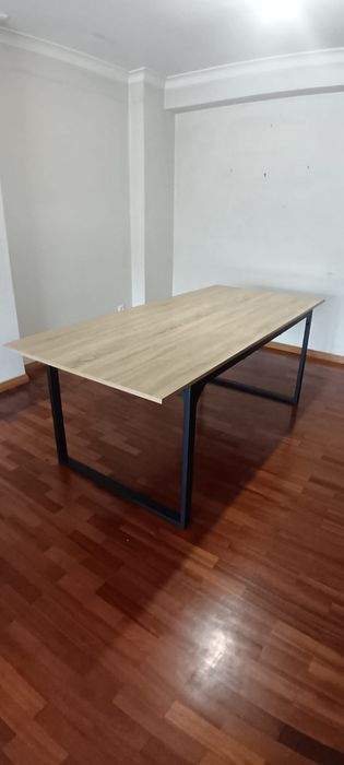 Mesa de jantar extensível 160CM / 200CM /  240CM
1,60M / 2,00M / 2,40M