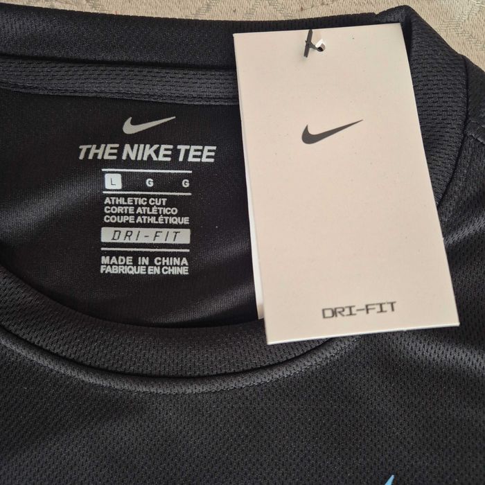Спортивная футболка Nike Tee EXB Dri-fit (L) новая