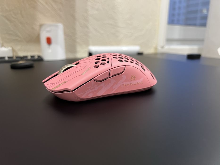 Finalmouse ulx sakura L size. Ігрова мишка