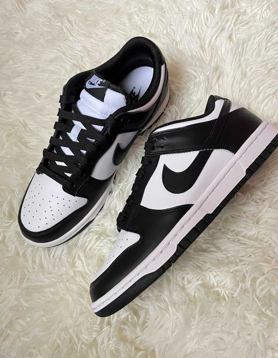 Buty Nike dunk czarno białe R.37.5