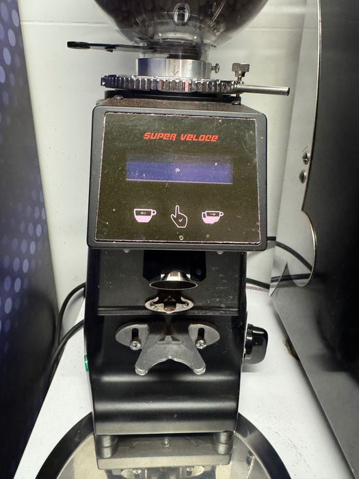 Професійна кавова машина