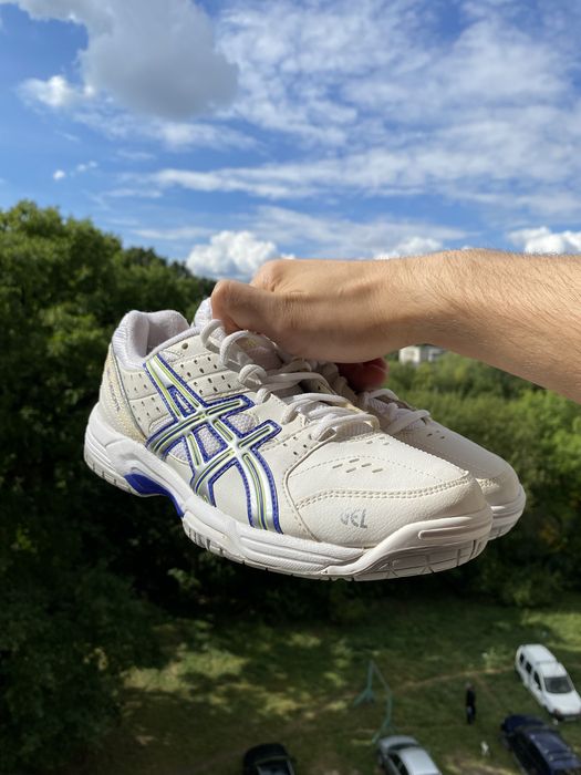 Жіночі кросівки Asics 25 см