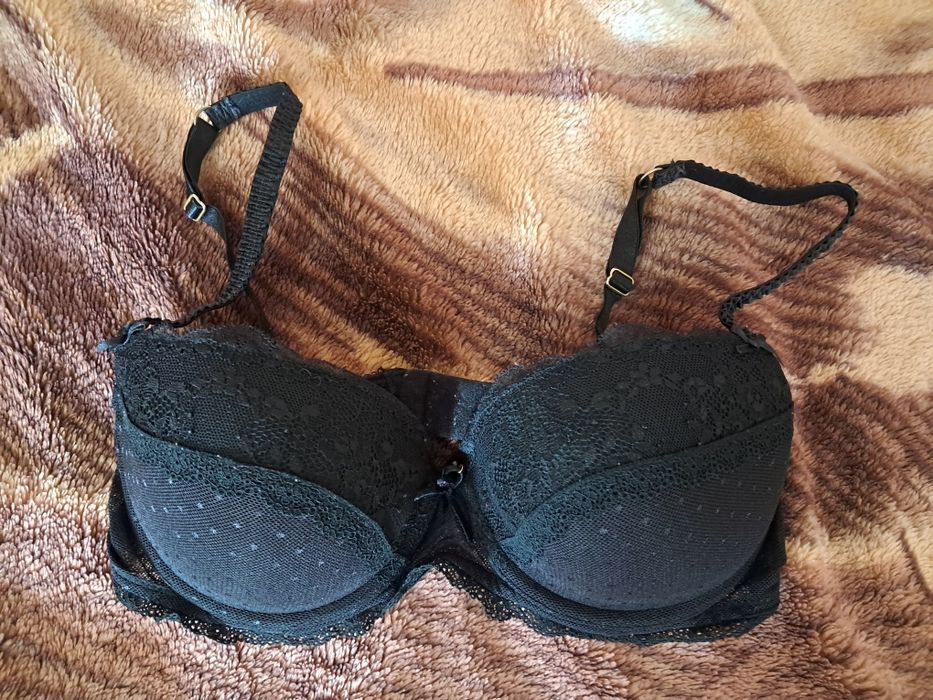 Biustonosz czarny Triumph