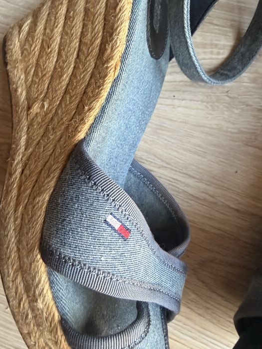 Sandały buty Tommy Hilfiger 40