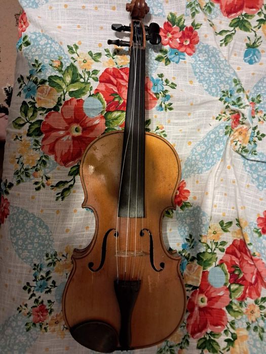 Продам  скрипку 4/4