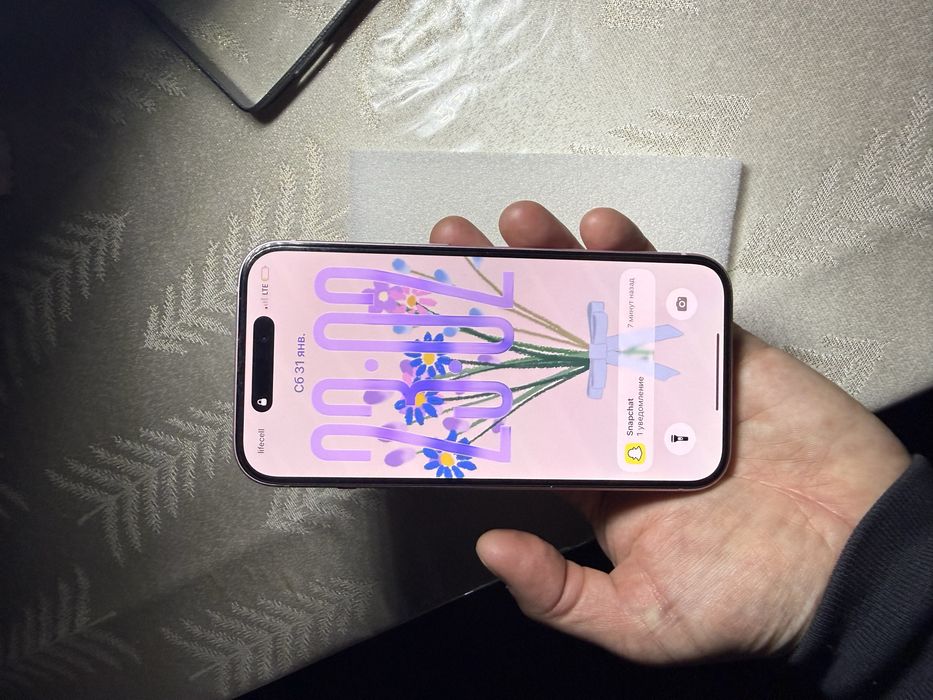 Айфон 15 в ідеальному стані