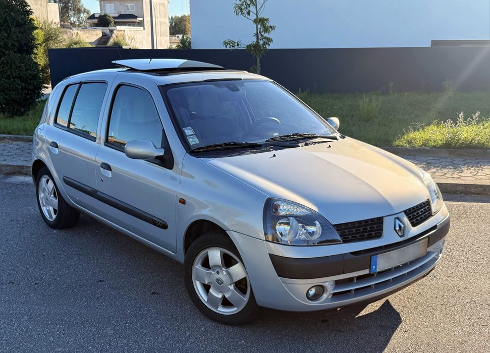 Renault Clio 1.2  Previlege - Automático / 100.000km